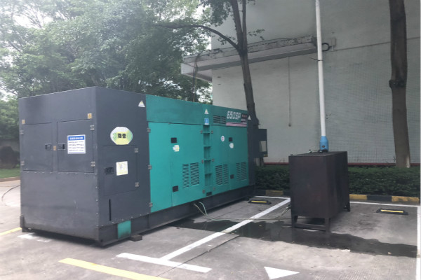 租靜音發(fā)電機和普通發(fā)電機的區(qū)別